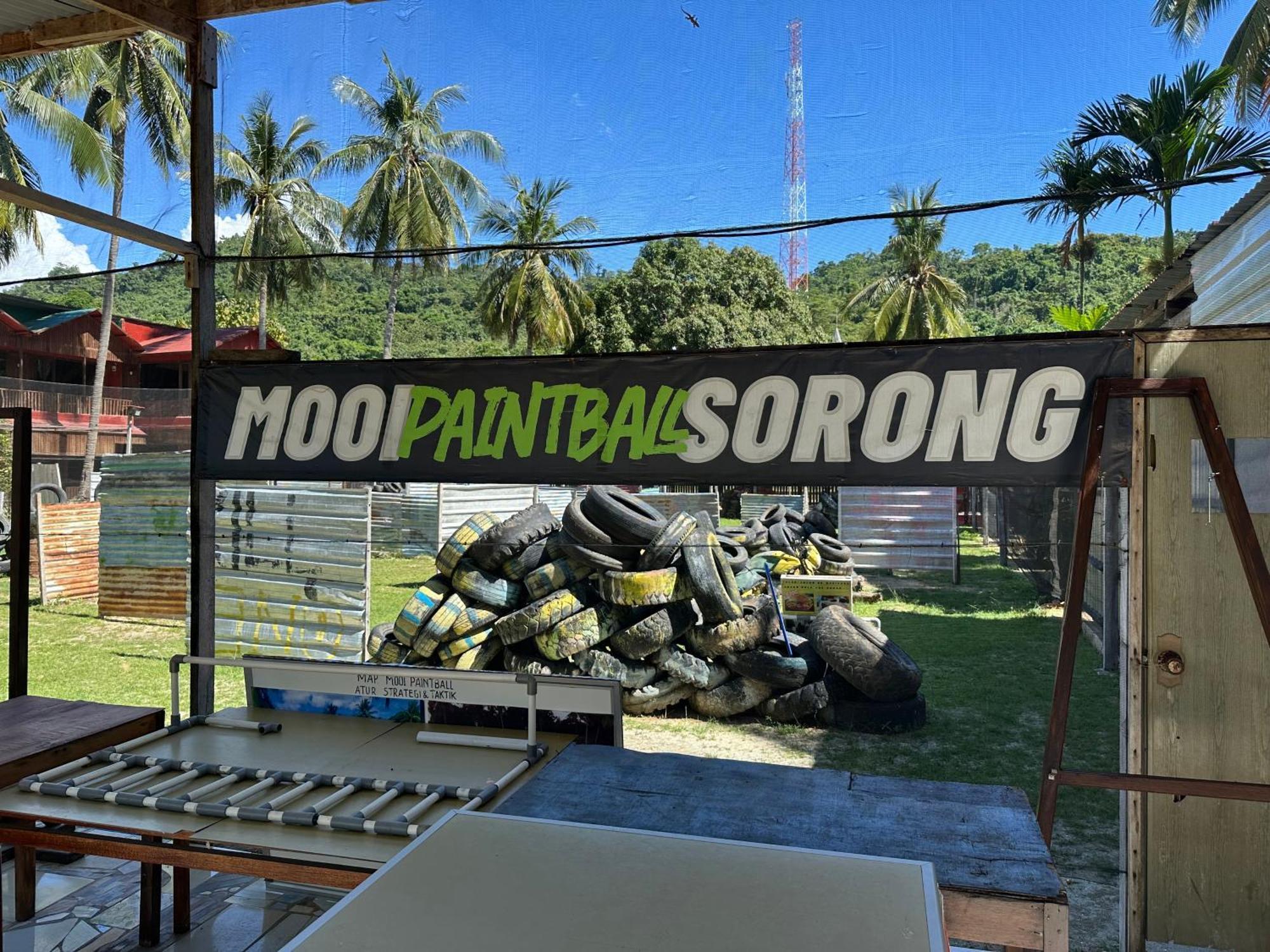Mooi Park Hotel Sorong Kültér fotó